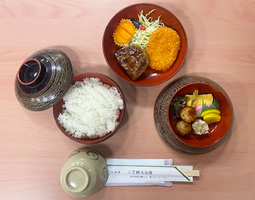 ハンバーグ弁当