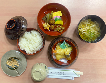 僧兵弁当（上・葛餅付）